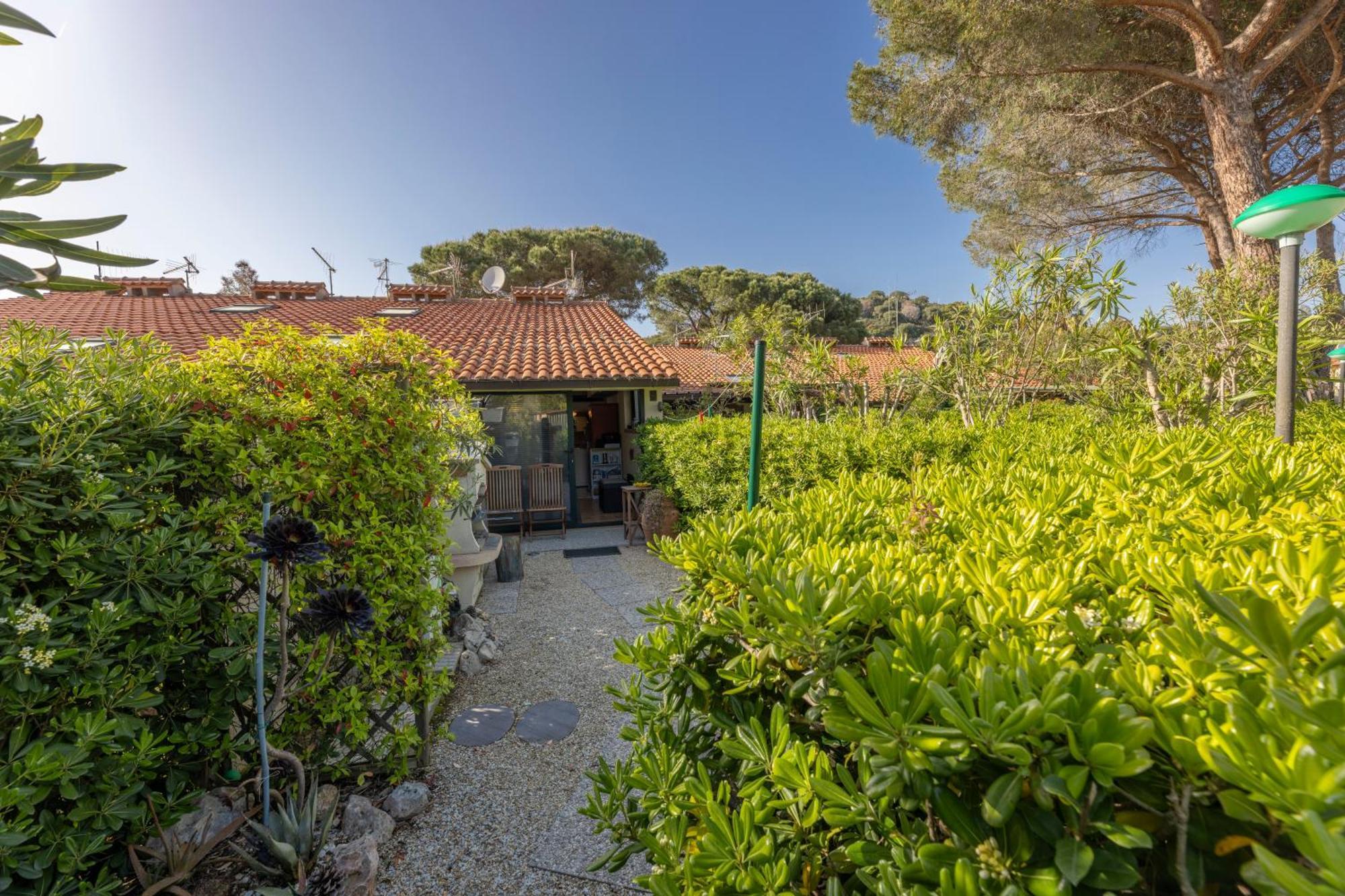 I Chioppi 4 - Goelba Appartement Capoliveri  Buitenkant foto